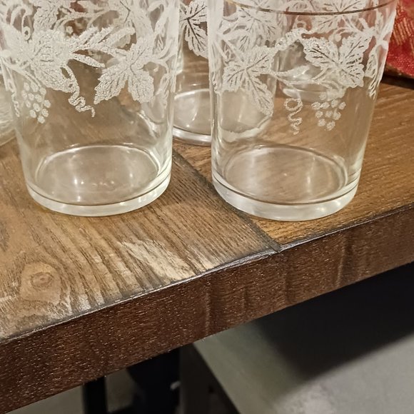 Bartlett and Collins Drinkware - Picture 4 of 7